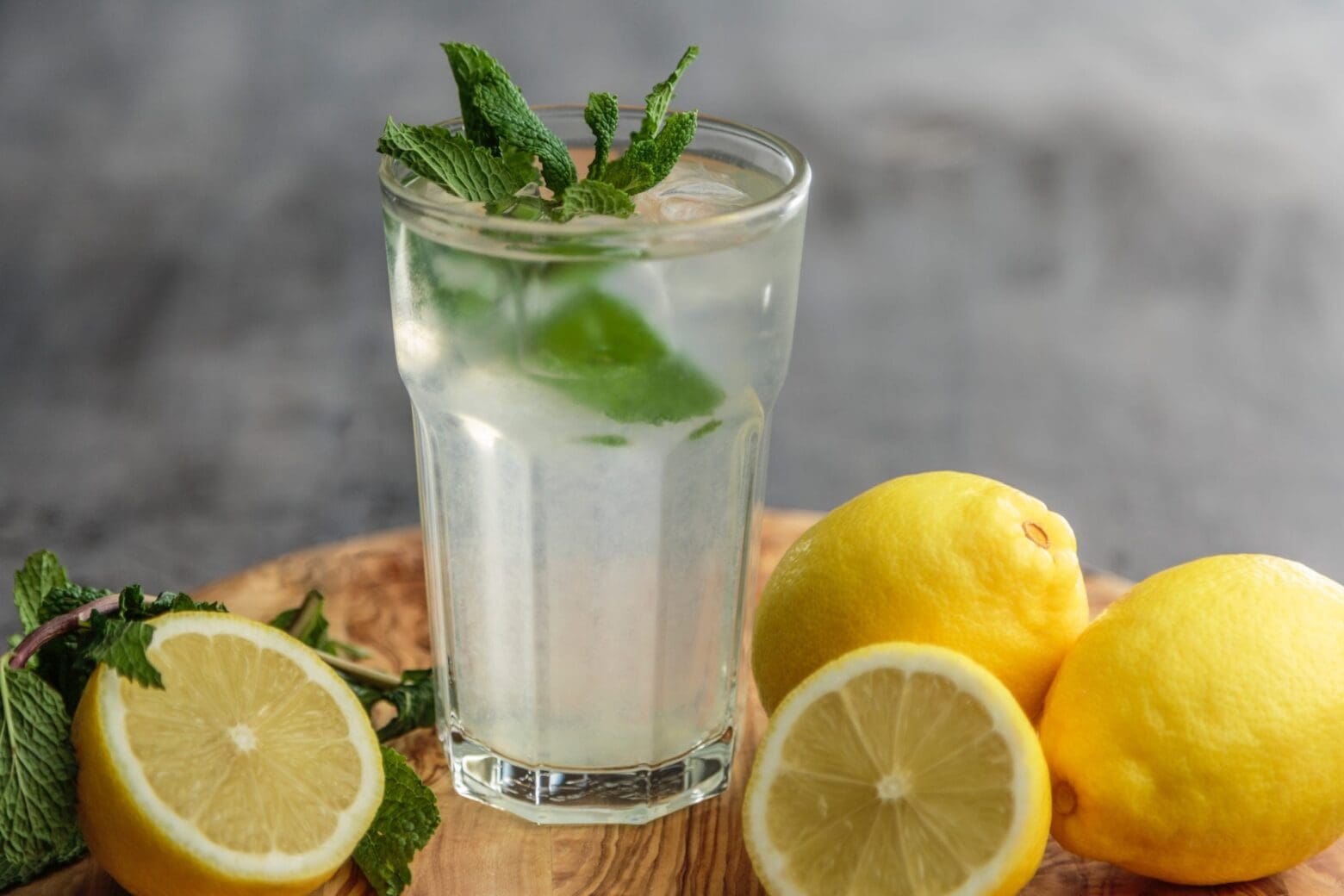 Glass of water with lemons and mint. Keeping hydrated is Francisco's first tip for a balanced life.